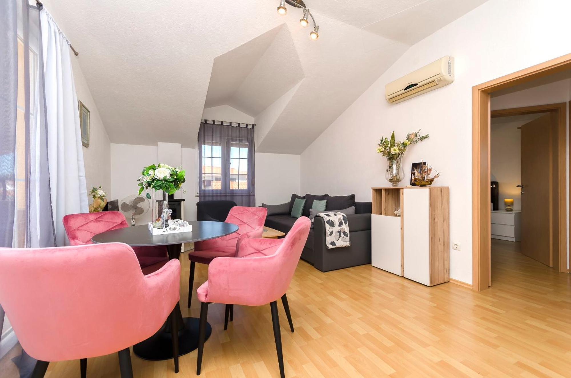 Apartment Ani Vodice Eksteriør bilde