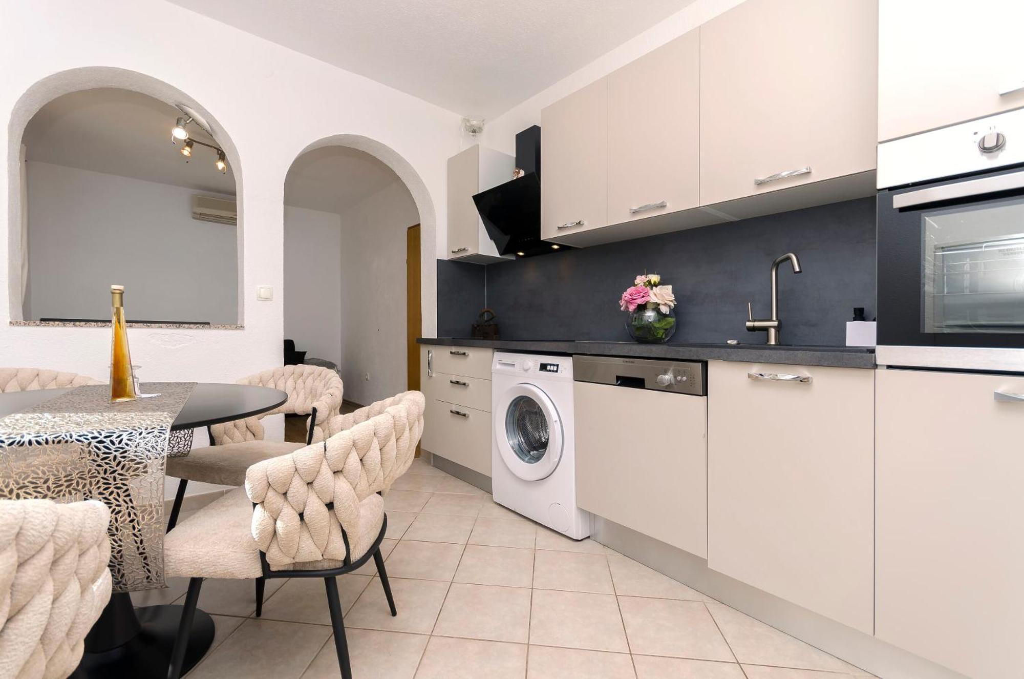 Apartment Ani Vodice Eksteriør bilde
